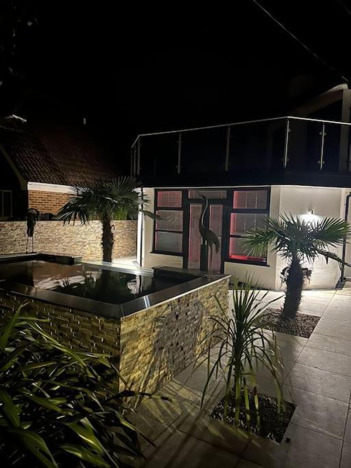 Holiday home Amber Lights Coastal Getaway, *